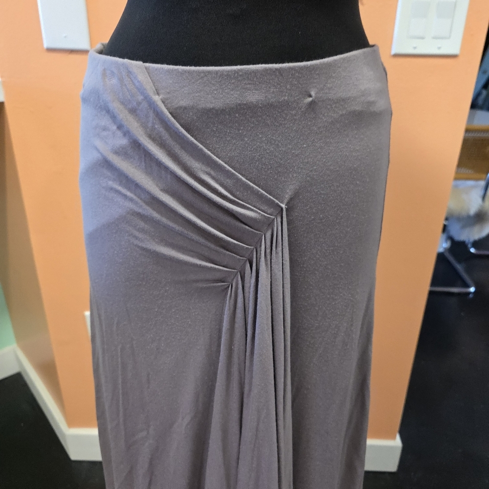 Peruvian Connection Medium Taupe Gray Pleated Max… - image 4